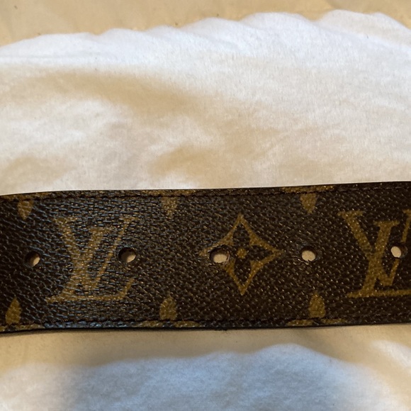 LV belt 100% authentic - Picture 4 of 4